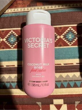 Victoria's Secret Coconut Milk Rose Body Wash - Pink